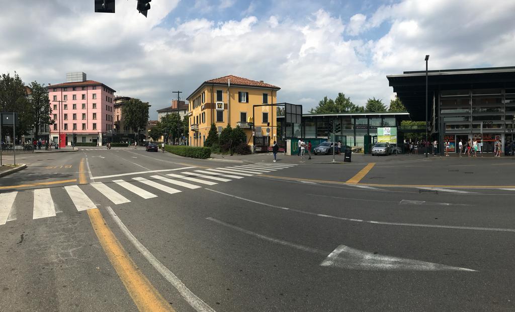 Airport Station Bergamo Hotel Buitenkant foto